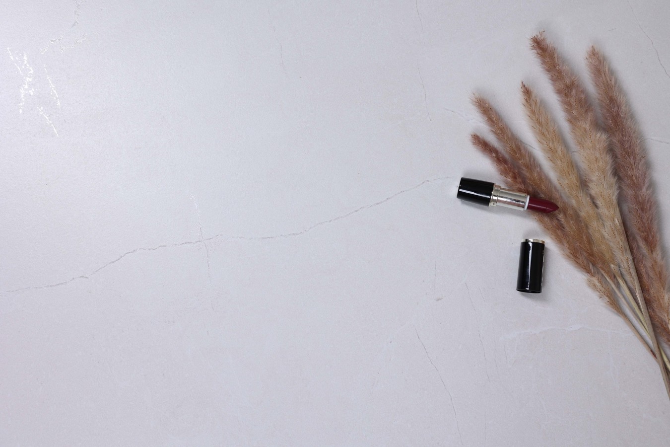 Плитка настенная 120x60 9мм Пьюр белый матовый карвинг 1.44 матовая белый Realistik Плитка настенная 120x60 9мм Пьюр белый матовый карвинг 1.44 матовая белый Realistik