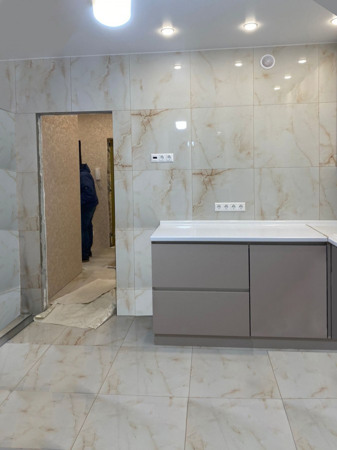 Плитка напольная 60x60 8мм Мистери бежевый полированный глянцевая бежевый Realistik Плитка напольная 60x60 8мм Мистери бежевый полированный глянцевая бежевый Realistik