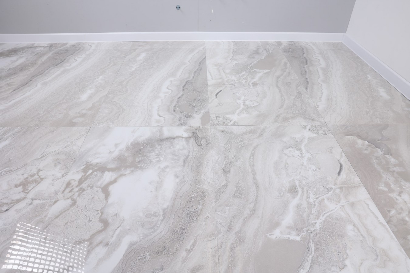 Плитка настенная 120x60 9мм Эффекто серый полированный полированная серый Realistik Плитка настенная 120x60 9мм Эффекто серый полированный полированная серый Realistik