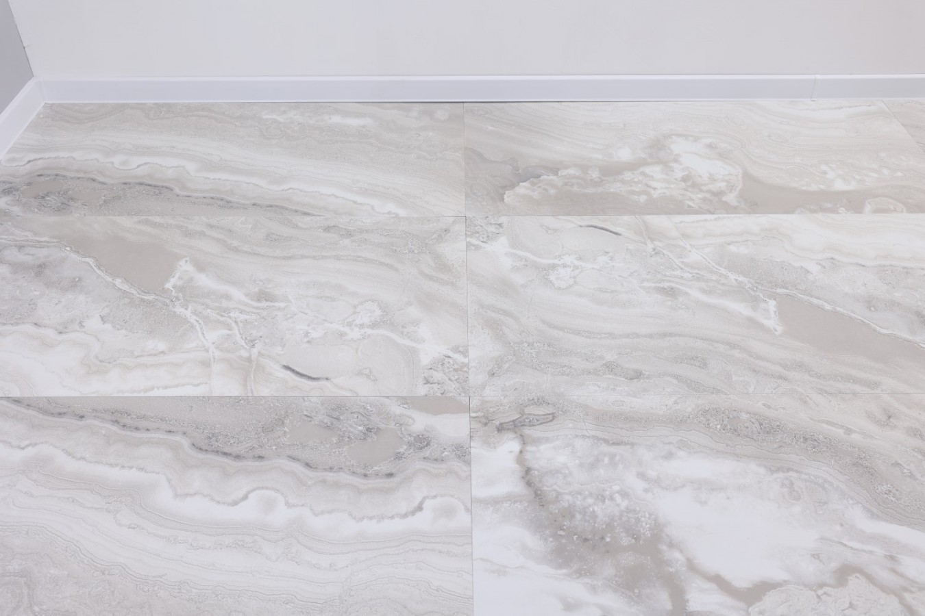 Плитка настенная 120x60 9мм Эффекто серый полированный полированная серый Realistik Плитка настенная 120x60 9мм Эффекто серый полированный полированная серый Realistik