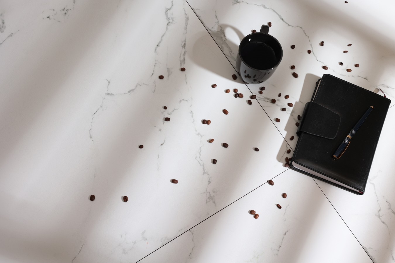 Плитка напольная 60x60 9мм Каррара белый матовая белый Realistik Плитка напольная 60x60 9мм Каррара белый матовая белый Realistik