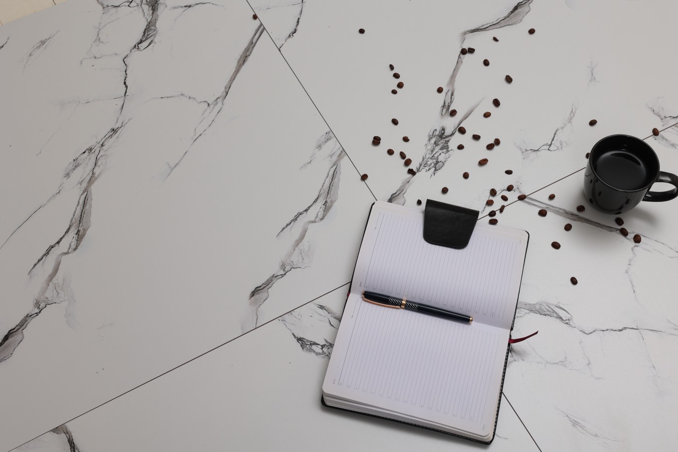 Плитка напольная 60x60 9мм Молли белый матовый матовая белый Realistik Плитка напольная 60x60 9мм Молли белый матовый матовая белый Realistik