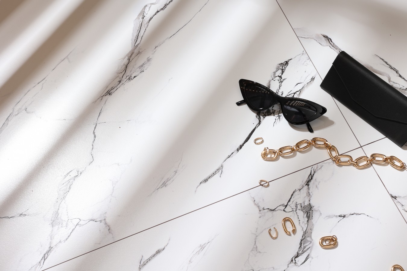 Плитка напольная 60x60 9мм Молли белый структурный матовая белый Realistik Плитка напольная 60x60 9мм Молли белый структурный матовая белый Realistik