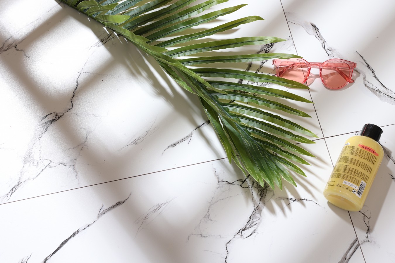 Плитка напольная 60x60 9мм Молли белый структурный матовая белый Realistik Плитка напольная 60x60 9мм Молли белый структурный матовая белый Realistik