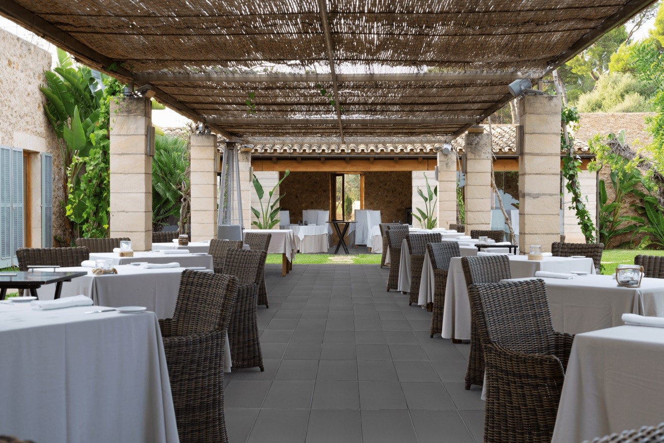 Плитка клинкер 31x31 14мм Биом 1.00 матовая графит Greco Gres Плитка клинкер 31x31 14мм Биом 1.00 матовая графит Greco Gres