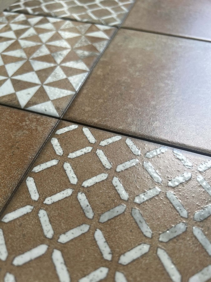 Плитка настенная 45x45 9мм Куб Квинта Котто каррара матовая коричневый La Platera Плитка настенная 45x45 9мм Куб Квинта Котто каррара матовая коричневый La Platera