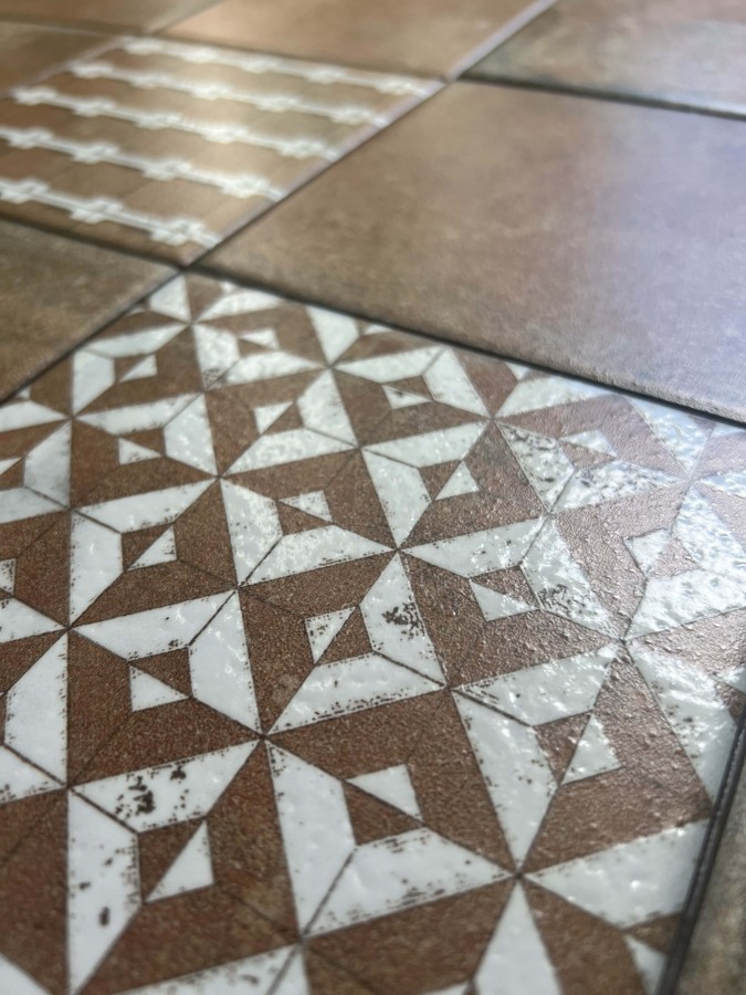 Плитка настенная 45x45 9мм Куб Квинта Котто каррара матовая коричневый La Platera Плитка настенная 45x45 9мм Куб Квинта Котто каррара матовая коричневый La Platera